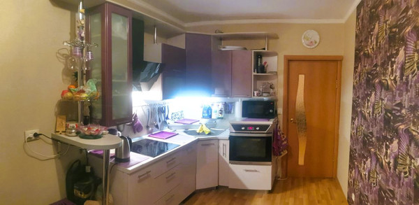 Продам трехкомнатную (3-комн.) квартиру, Студенческая ул, 20, Ханты-Мансийск г