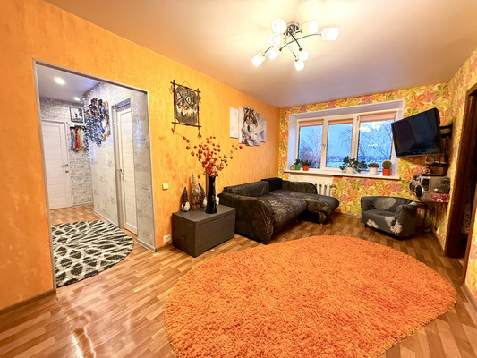 Продам многокомнатную квартиру, Первомайская ул, 6, Запрудня рп