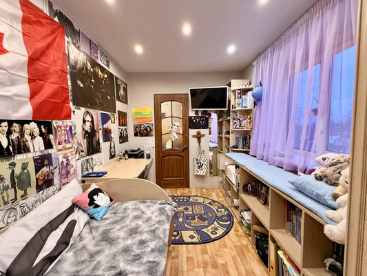 Продам многокомнатную квартиру, Первомайская ул, 6, Запрудня рп