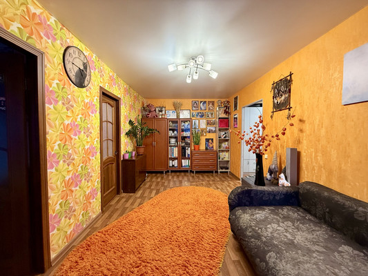 Продам многокомнатную квартиру, Первомайская ул, 6, Запрудня рп