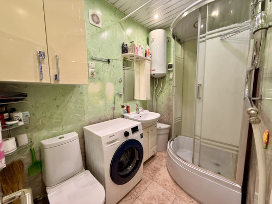 Продам многокомнатную квартиру, Первомайская ул, 6, Запрудня рп