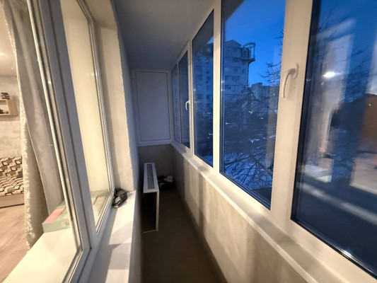 Продам однокомнатную (1-комн.) квартиру, Камская ул, 12, Симферополь г