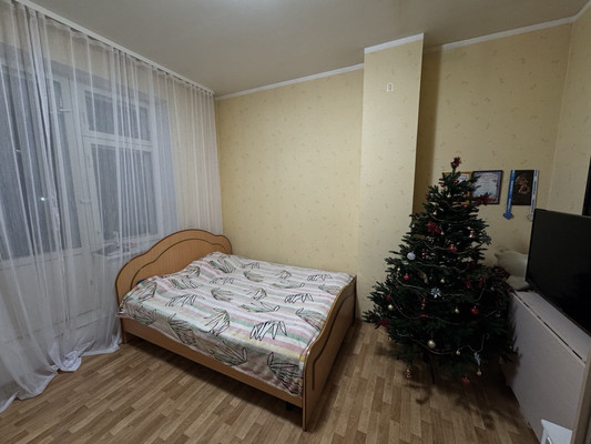 Продам трехкомнатную (3-комн.) квартиру, Дунина-Горкавича ул, 5, Ханты-Мансийск г