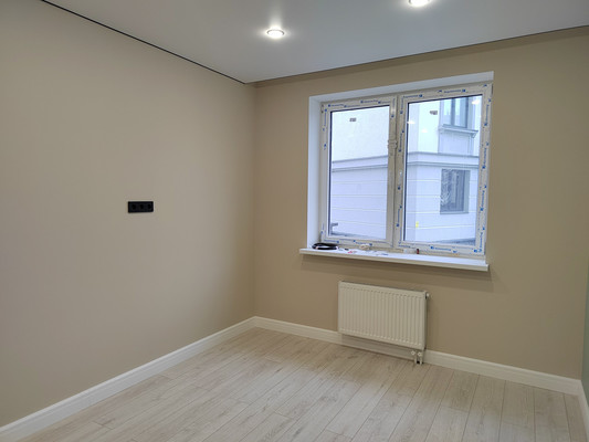 Продам однокомнатную (1-комн.) квартиру, Сержанта Мишина ул, 83, Калининград г