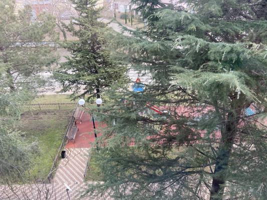 Продам трехкомнатную (3-комн.) квартиру, Горная ул, 1, Агой с