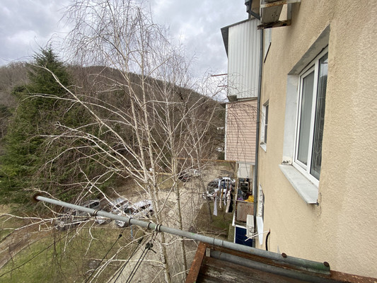 Продам трехкомнатную (3-комн.) квартиру, Горная ул, 1, Агой с