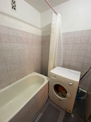 Продам трехкомнатную (3-комн.) квартиру, Горная ул, 1, Агой с