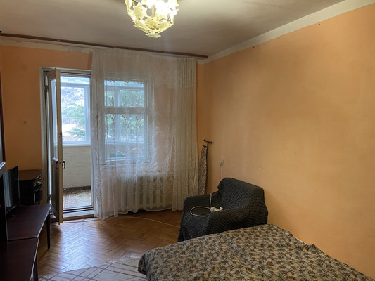 Продам трехкомнатную (3-комн.) квартиру, Горная ул, 1, Агой с