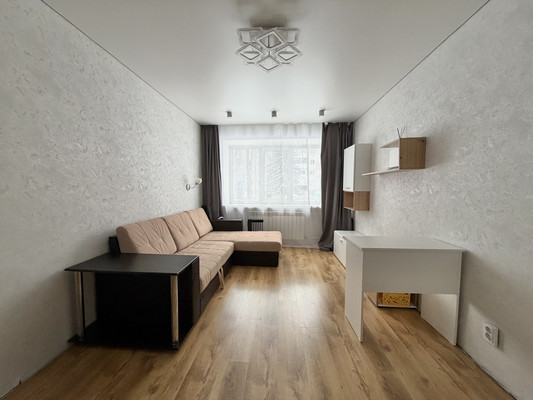 Продам однокомнатную (1-комн.) квартиру, Докучаева ул, 11, Брянск г