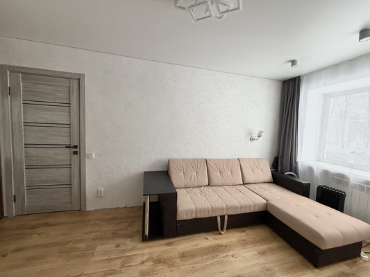 Продам однокомнатную (1-комн.) квартиру, Докучаева ул, 11, Брянск г