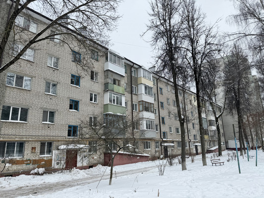 Продам однокомнатную (1-комн.) квартиру, Докучаева ул, 11, Брянск г