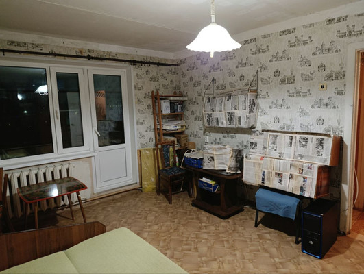 Продам однокомнатную (1-комн.) квартиру, Железнодорожная ул, 67, Мга гп