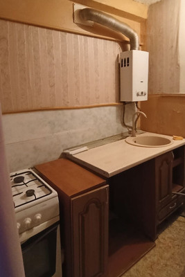 Продам однокомнатную (1-комн.) квартиру, Железнодорожная ул, 67, Мга гп