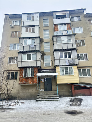 Продам двухкомнатную (2-комн.) квартиру, Щаденко ул, 22, Нальчик г