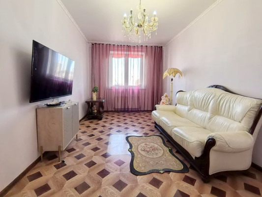 Продам однокомнатную (1-комн.) квартиру, Таманская ул, 121к4, Анапа г