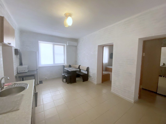 Продам таунхаус, Межсанаторный проезд, 20к17, Анапа г, 0 км от города