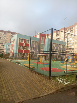 Продам трехкомнатную (3-комн.) квартиру, Сизова пр-кт, 14, Санкт-Петербург г