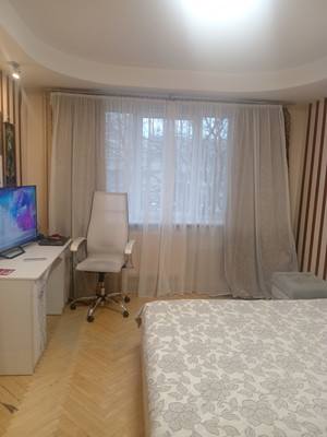 Продам трехкомнатную (3-комн.) квартиру, Сизова пр-кт, 14, Санкт-Петербург г