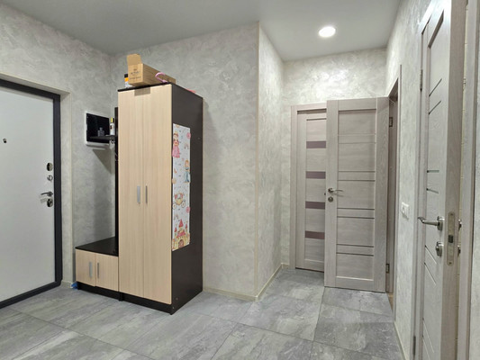 Продам трехкомнатную (3-комн.) квартиру, Лесная ул, 7к1, Ерино д