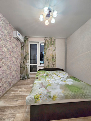 Продам трехкомнатную (3-комн.) квартиру, Лесная ул, 7к1, Ерино д