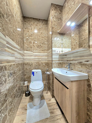 Продам трехкомнатную (3-комн.) квартиру, Лесная ул, 7к1, Ерино д