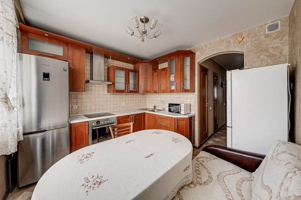 Продам трехкомнатную (3-комн.) квартиру, Волынская ул, 10, Москва г