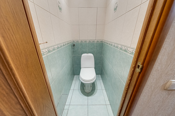 Продам трехкомнатную (3-комн.) квартиру, Волынская ул, 10, Москва г