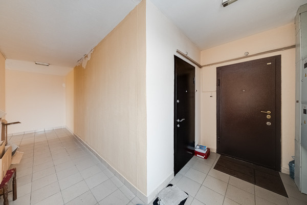 Продам трехкомнатную (3-комн.) квартиру, Волынская ул, 10, Москва г