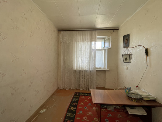 Продам трехкомнатную (3-комн.) квартиру, Ленина ул, 66, Волгодонск г