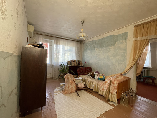 Продам трехкомнатную (3-комн.) квартиру, Ленина ул, 66, Волгодонск г