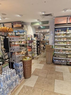 Продам коммерческое помещение 370 м2, Остоженка ул, 10, Москва г