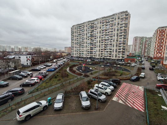 Продам двухкомнатную (2-комн.) квартиру, Покровская ул, 17Ак1, Москва г