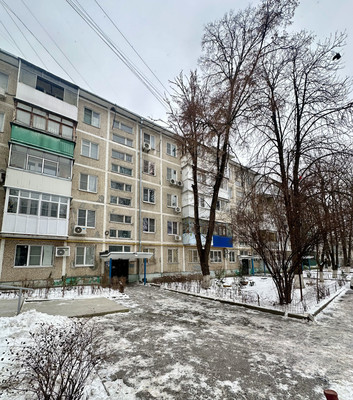 Продам трехкомнатную (3-комн.) квартиру, Каширская ул, 8/1, Ростов-на-Дону г