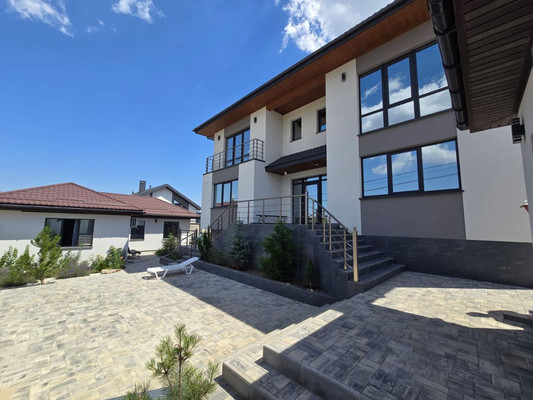 Продам коттедж, Лавандовая ул, 12, Заречное с, 0 км от города