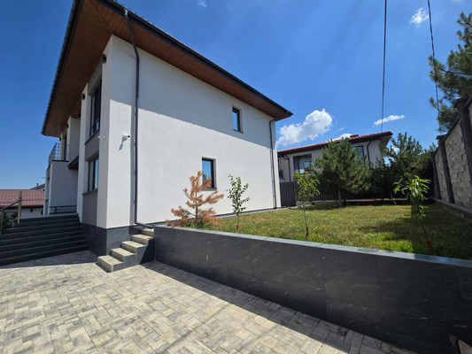 Продам коттедж, Лавандовая ул, 12, Заречное с, 0 км от города