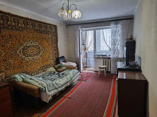 Продам однокомнатную (1-комн.) квартиру, Яблочкова ул, 21, Грэсовский пгт