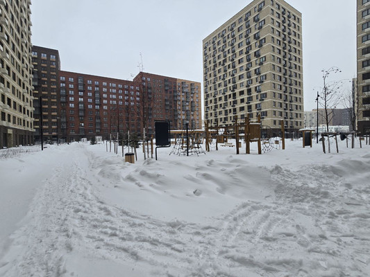 Продам трехкомнатную (3-комн.) квартиру, Новомосковская ул, 1к4, Москва г