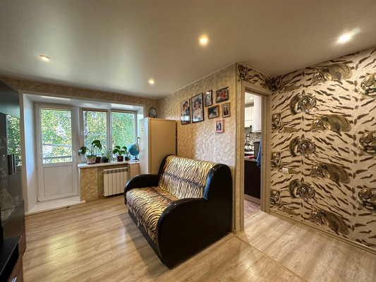 Продам двухкомнатную (2-комн.) квартиру, Первомайская ул, 41, Хатунь с