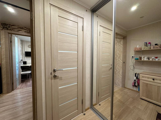 Продам двухкомнатную (2-комн.) квартиру, Первомайская ул, 41, Хатунь с