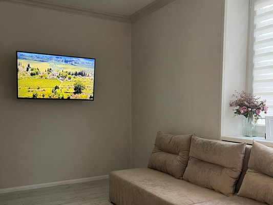 Продам двухкомнатную (2-комн.) квартиру, Молодых Подпольщиков пер, 7, Симферополь г