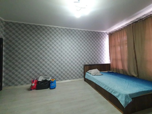 Продам многокомнатную квартиру, Гоголя ул, 20, Кропоткин г