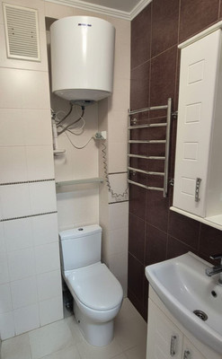 Продам однокомнатную (1-комн.) квартиру, Русская ул, 38а, Симферополь г