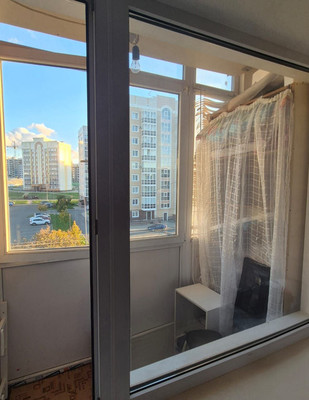 Продам однокомнатную (1-комн.) квартиру, Русская ул, 38а, Симферополь г