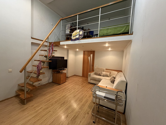 Продам трехкомнатную (3-комн.) квартиру, Мытищинская ул, 2к2, Троицкое с