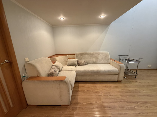 Продам трехкомнатную (3-комн.) квартиру, Мытищинская ул, 2к2, Троицкое с