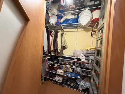 Продам трехкомнатную (3-комн.) квартиру, Мытищинская ул, 2к2, Троицкое с