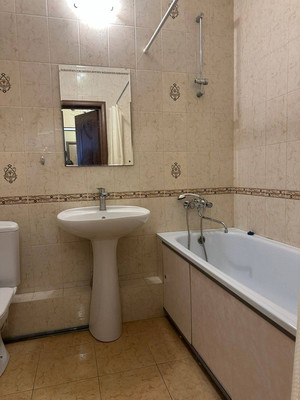 Сдам однокомнатную (1-комн.) квартиру, Автолюбителей ул, 52к4, Краснодар г