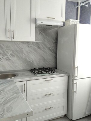 Продам двухкомнатную (2-комн.) квартиру, Строителей ул, 2к2, Люберцы г