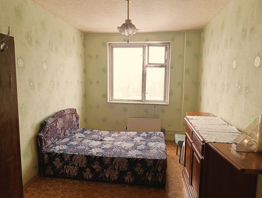 Продам двухкомнатную (2-комн.) квартиру, Старокаширское ш, 4к2, Москва г