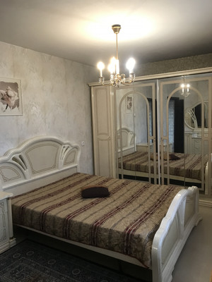 Сдам трехкомнатную (3-комн.) квартиру, Загребский б-р, 7к1, Санкт-Петербург г